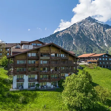 Aeschipark 4*
