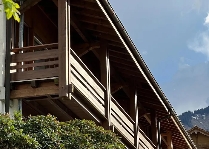 מלון Aeschi Park 4*