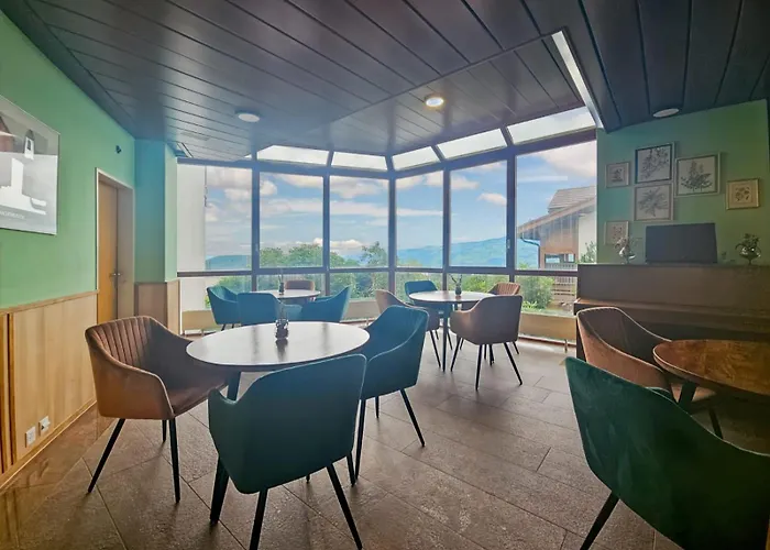 מלון Aeschi Park Aeschi Bei Spiez