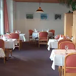 Aeschi Park Hotel 4*